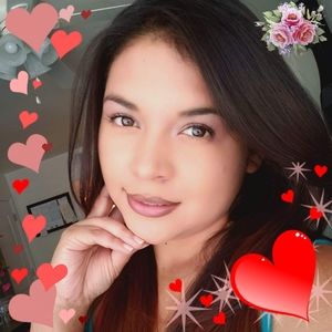 Meet your Posher, Yineth